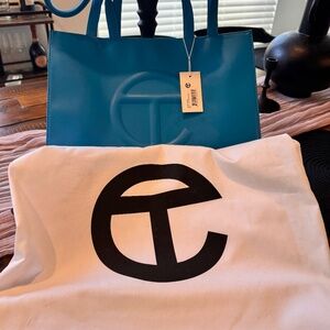Telfar Bag ( Cyan)